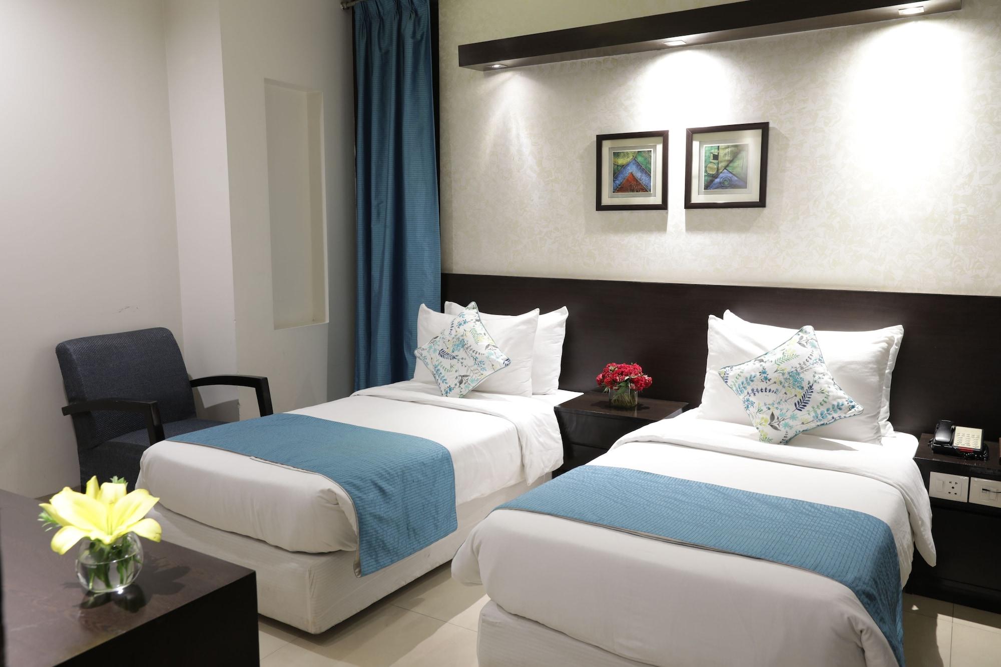 Rockland Hotel, C.R Park New Delhi Exterior photo