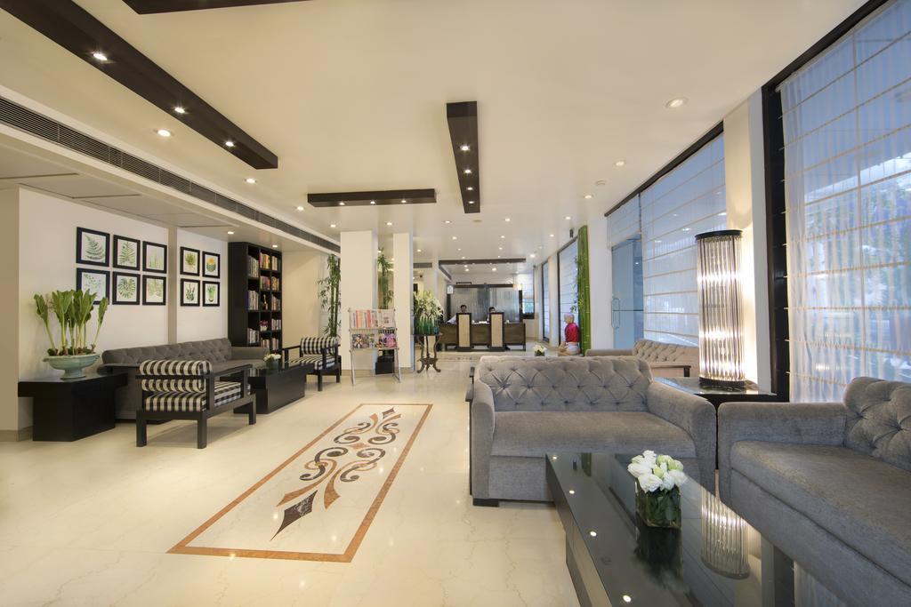 Rockland Hotel, C.R Park New Delhi Exterior photo